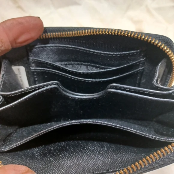 Michael kors wristlet wallet - Picture 7 of 7